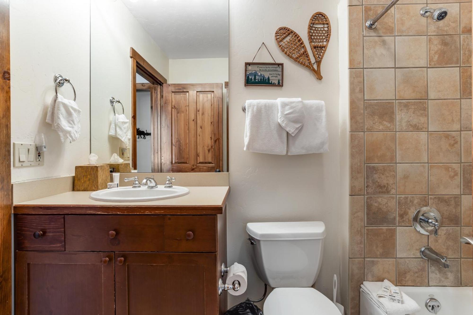 Main Street Junction Villa Breckenridge Room photo