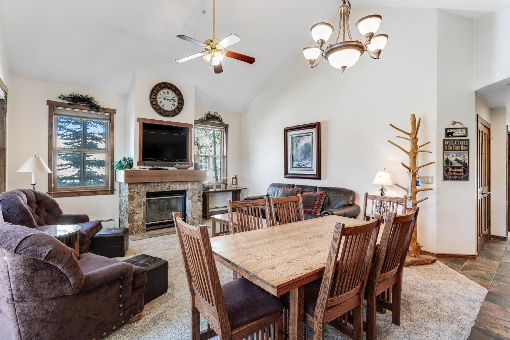 Main Street Junction Villa Breckenridge Room photo