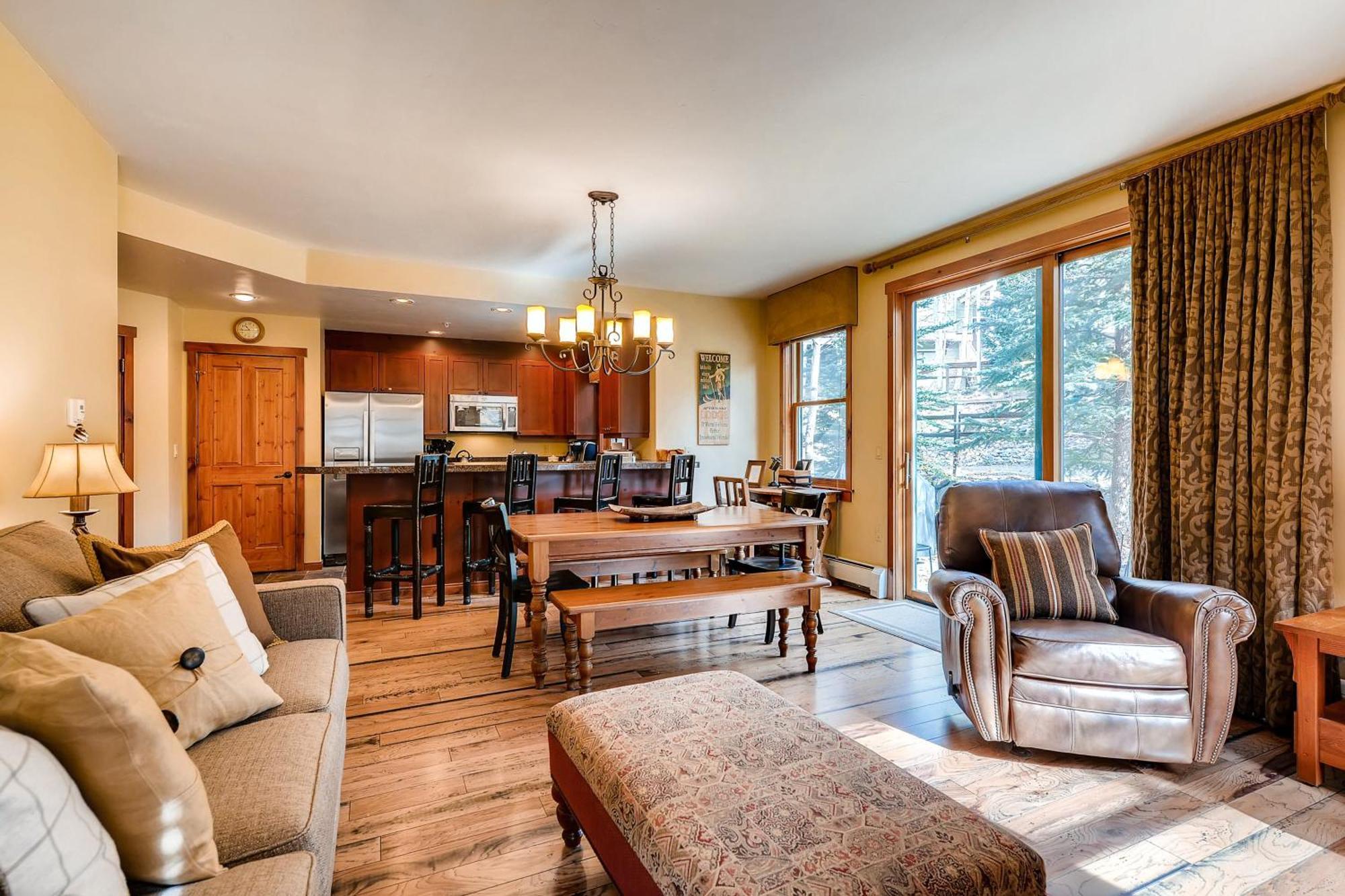 Main Street Junction Villa Breckenridge Room photo